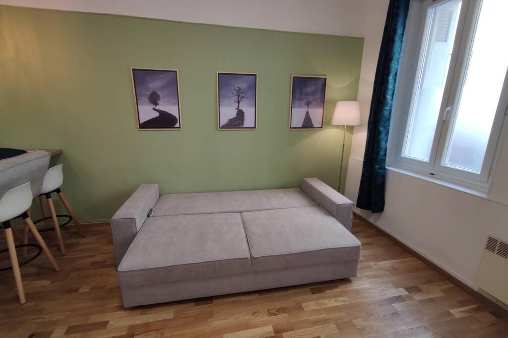 Apartmán Joli T2 Proche Vieux-Port, Terrasses Du Port Et Metro Joliette Marseille Exteriér fotografie
