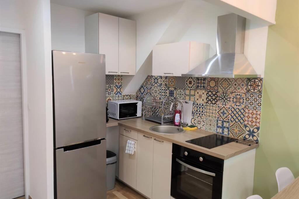 Apartmán Joli T2 Proche Vieux-Port, Terrasses Du Port Et Metro Joliette Marseille Exteriér fotografie